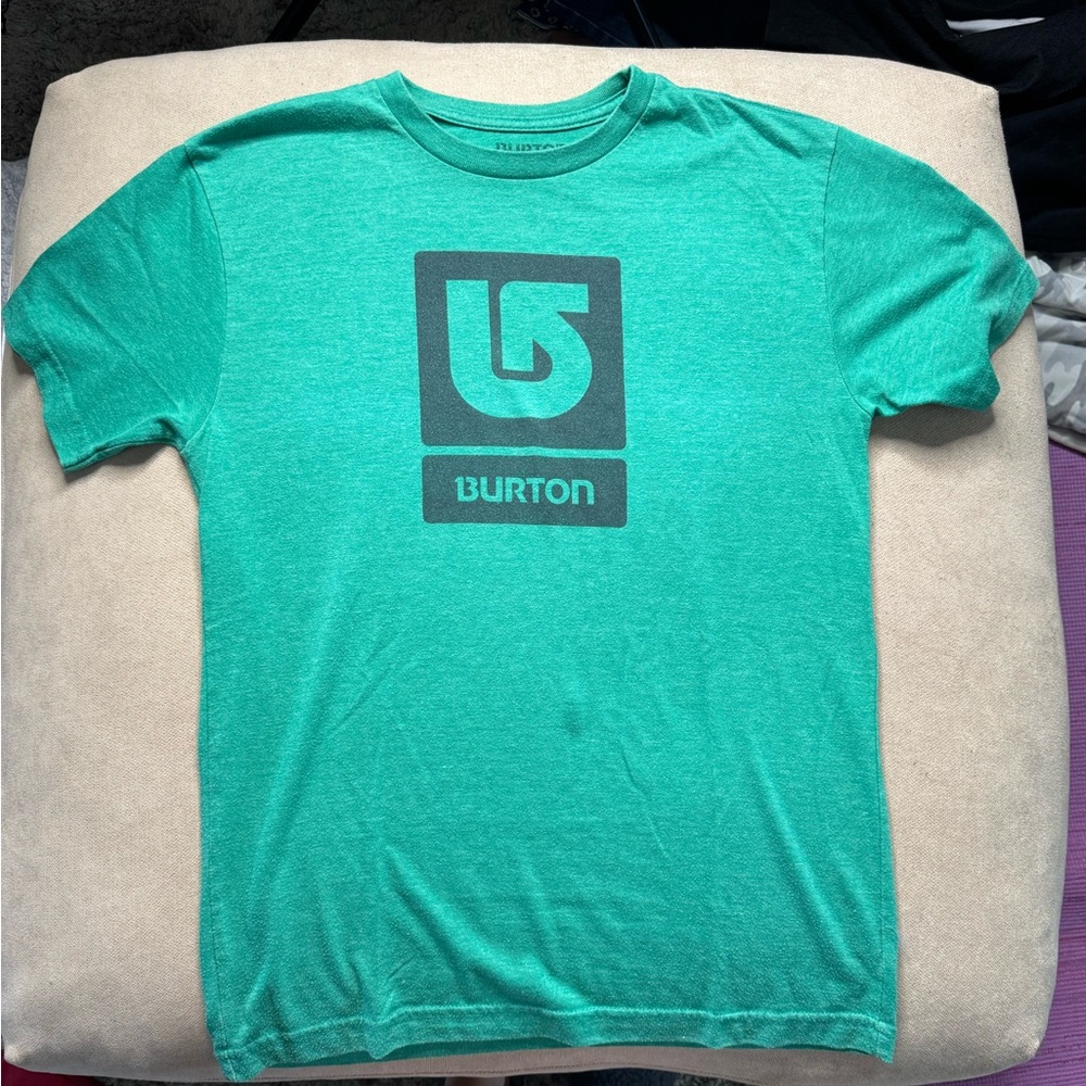 Men’s Burton t shirt